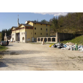 Santuario Beato Rizzerio Muccia 11